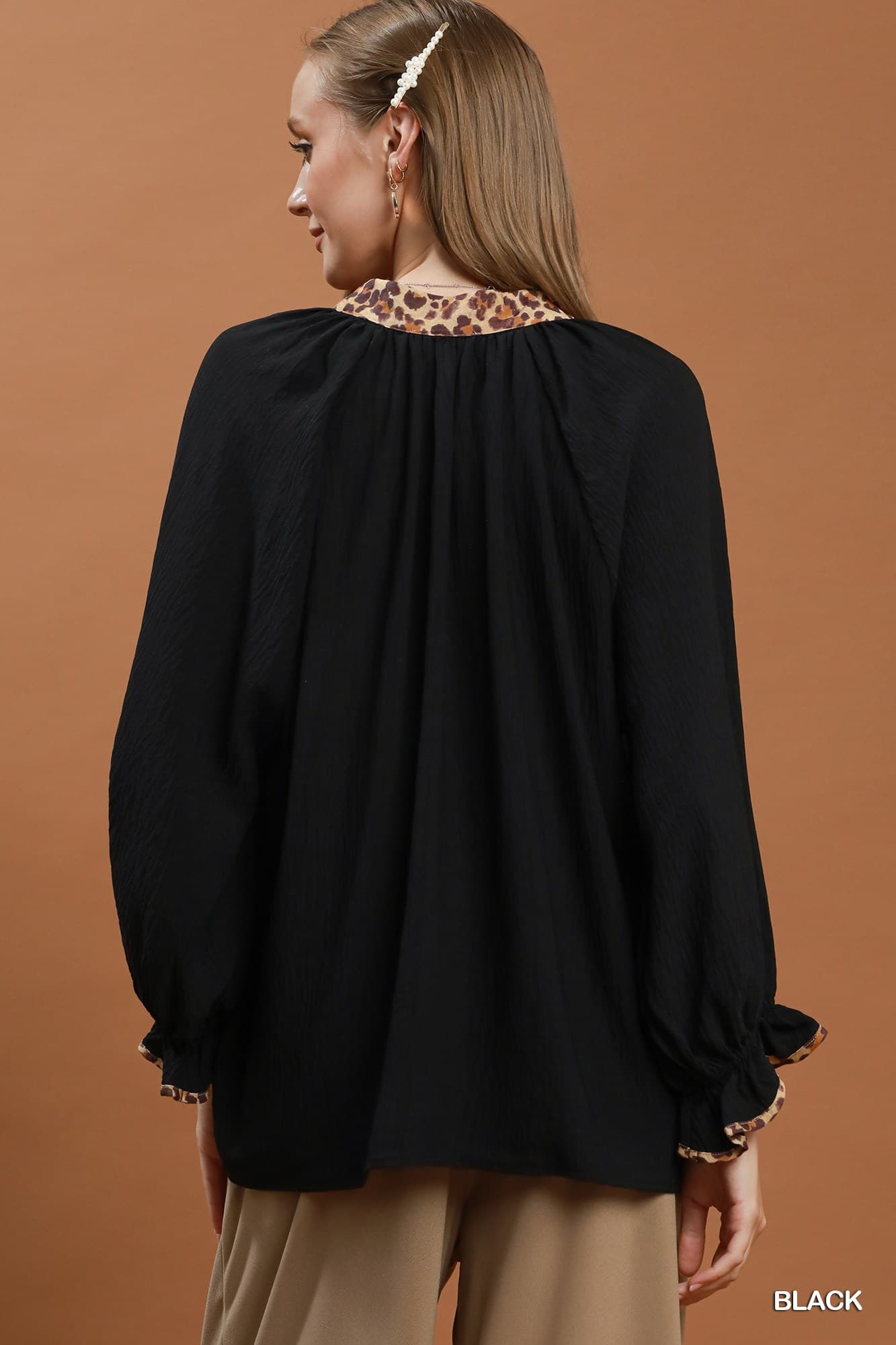 UMGEE Leopard Trim Puff Sleeve Top Black