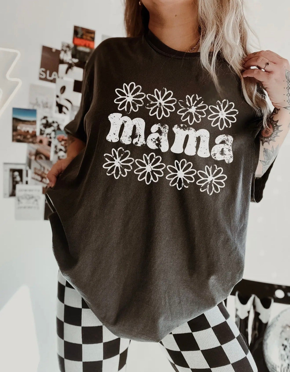 Comfort Colors Daisy Mama Tee