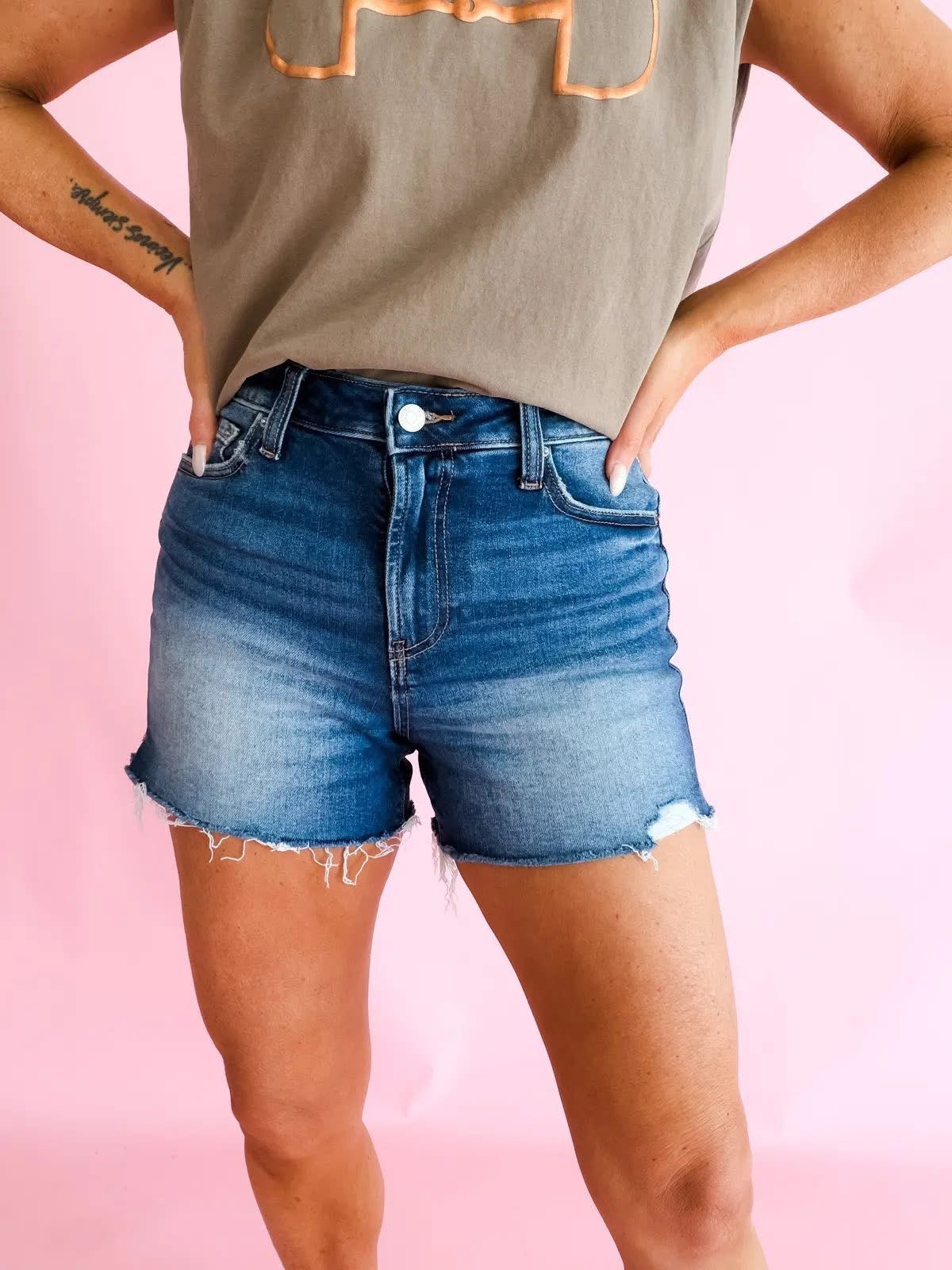 Zenana Ellie Frayed Hem Shorts