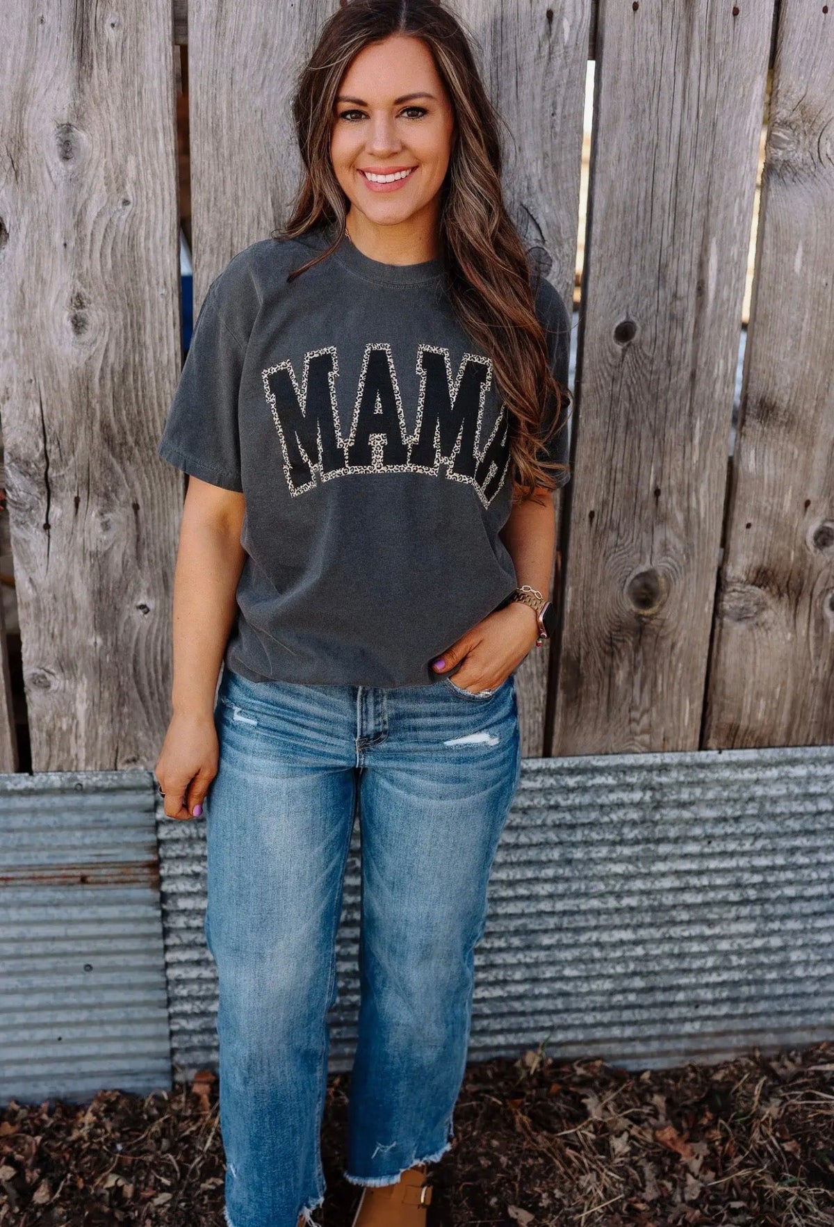 Comfort Colors Mama Outline Leopard Tee