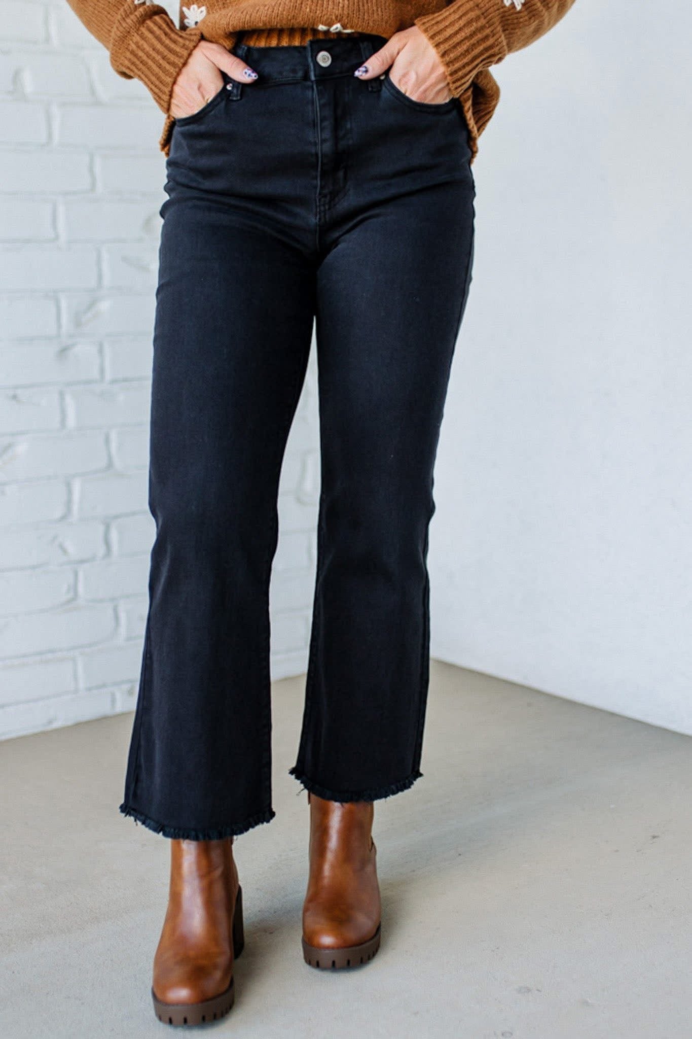 Wide Leg Crop Jean Black