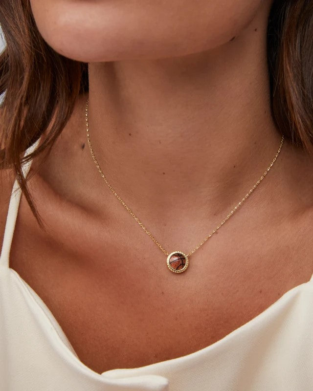 KS BASKETBALL SHORT PENDANT NECKLACE GOLD