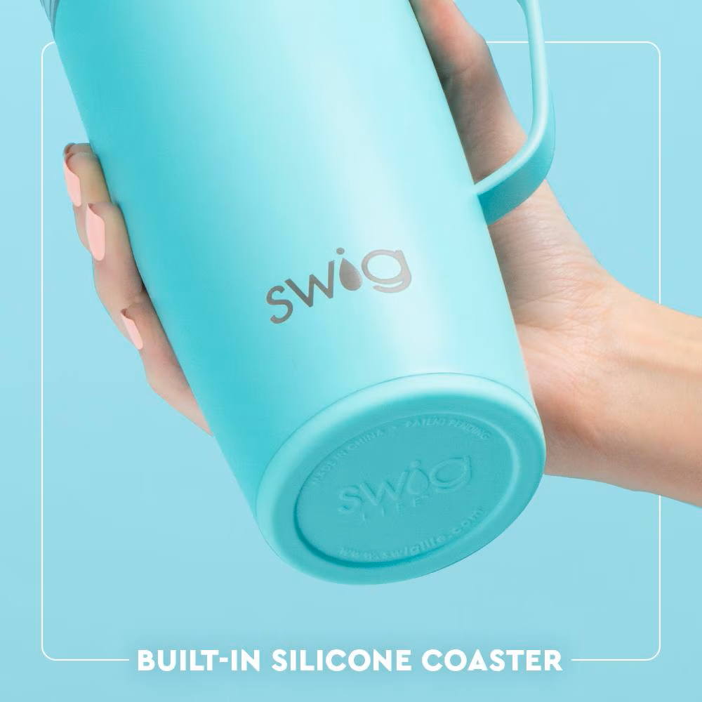SWIG Hydrangeas 22oz Travel Mug