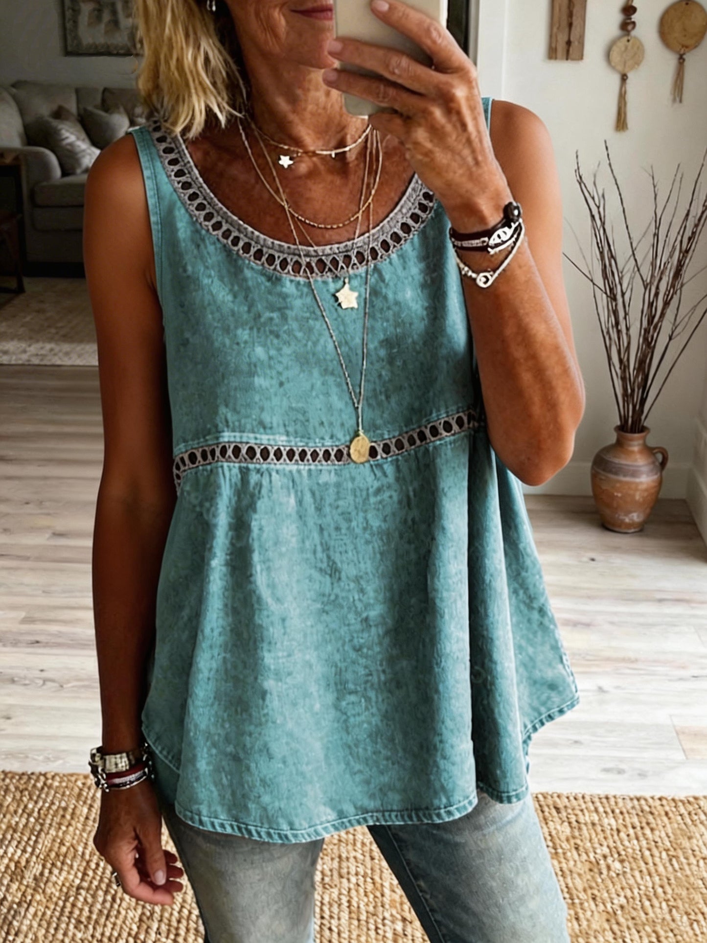 Women's Casual Sleeveless Round Neck Hollowed-out Cotton And Linen Shirt