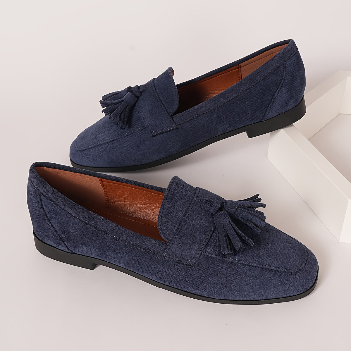 Lorae - Supportive Women's Walking Shoes