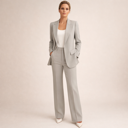 Della - Structured Trouser Suit