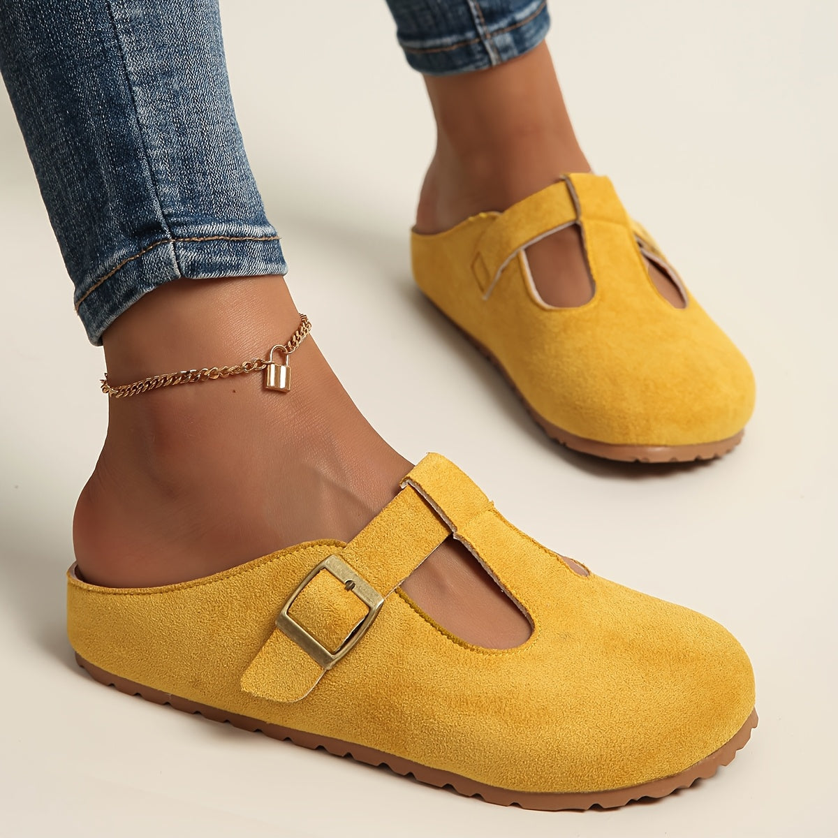Korae - Buckle T-Strap Clogs