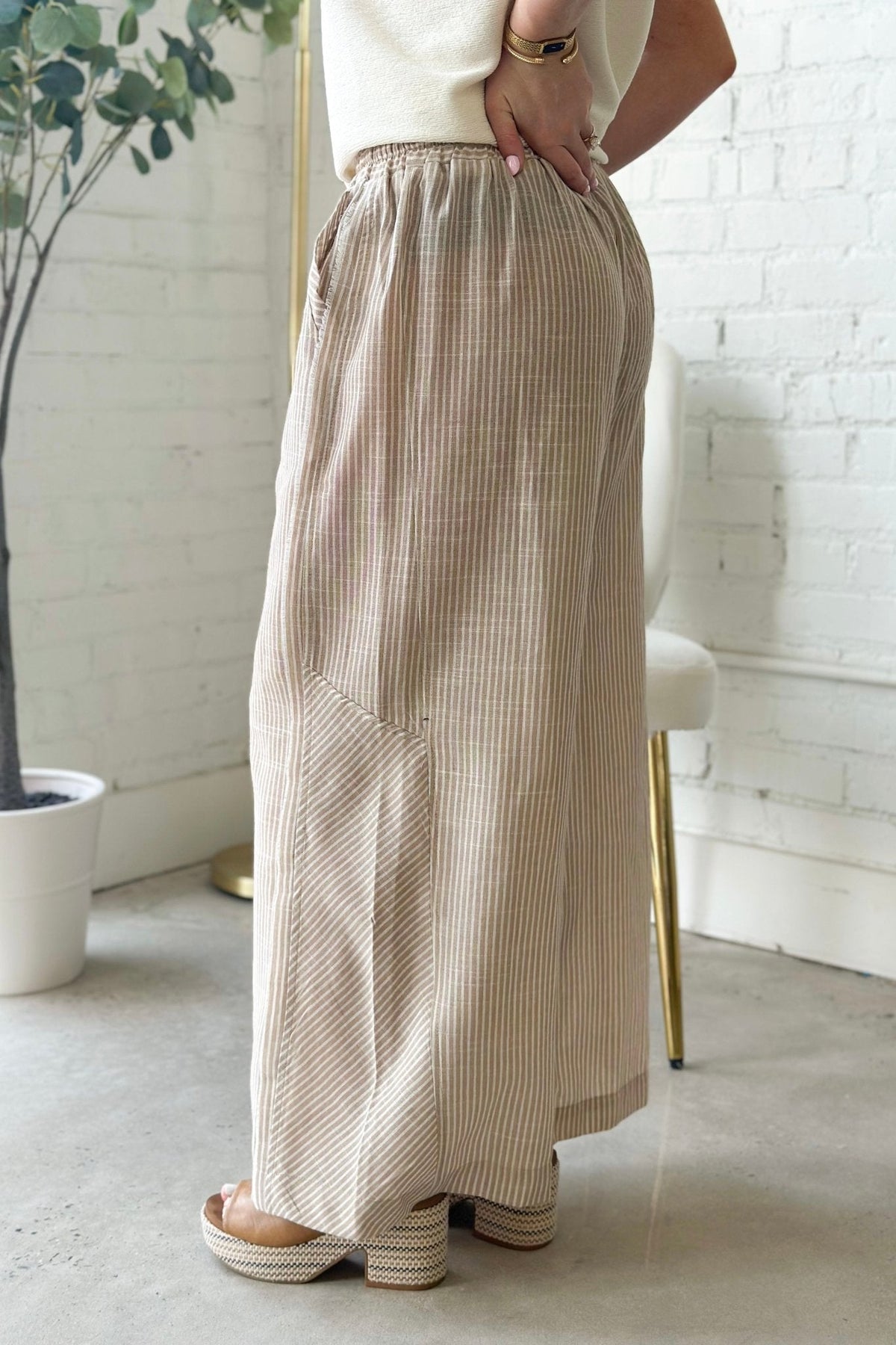 UMGEE Wide Leg Striped Pant Khaki