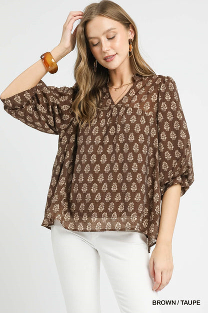 UMGEE Coffee & Cream Floral Top