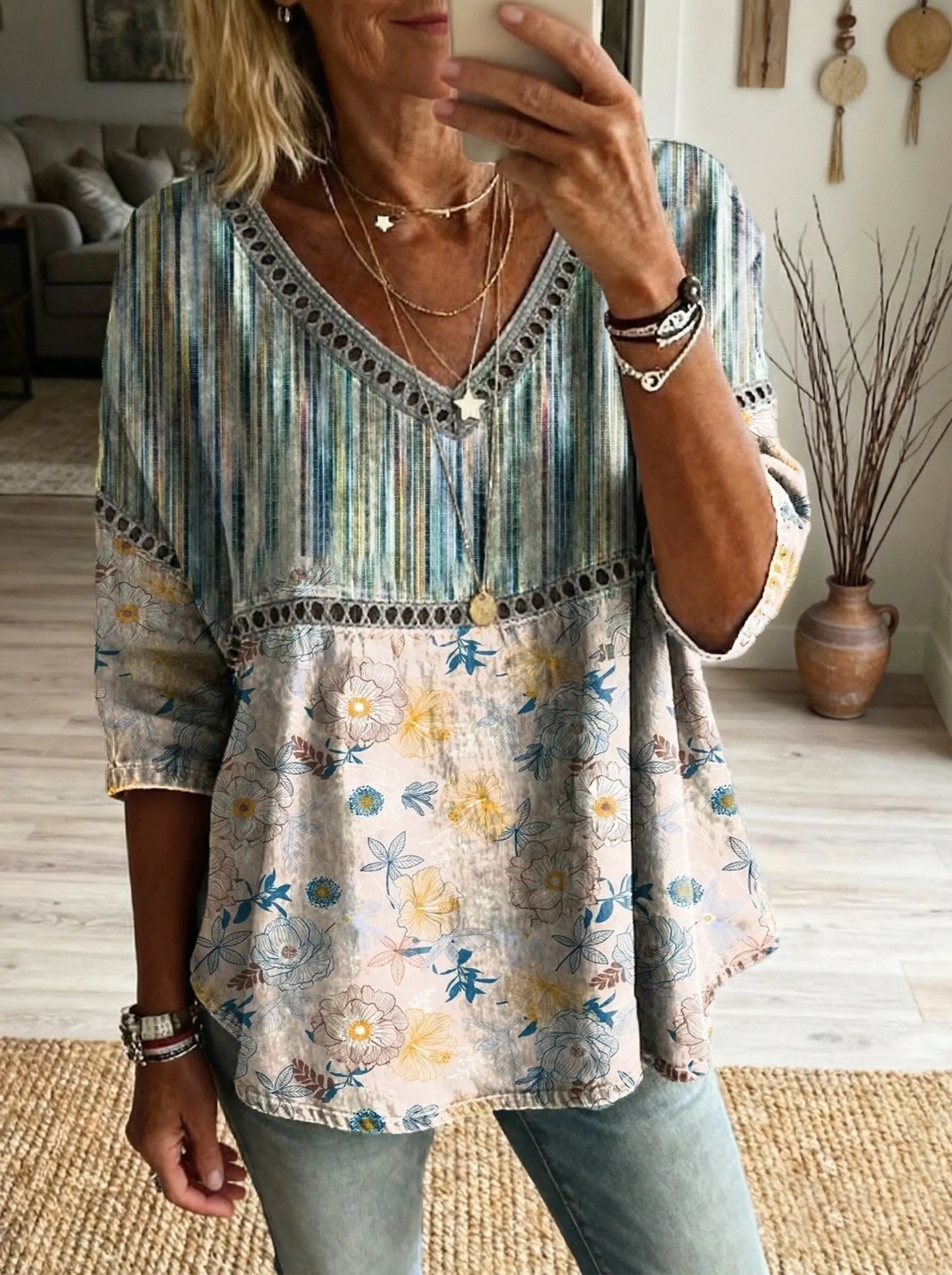 Women's Floral Pattern Art Print Casual V-neck Lace-up Top