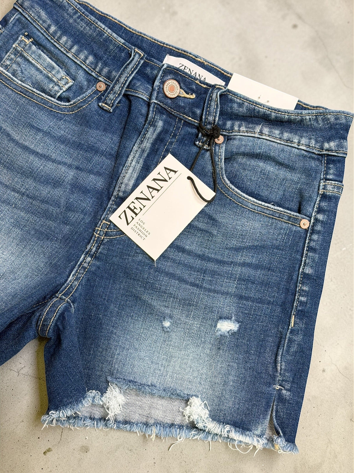 Zenana Ellie Frayed Hem Shorts