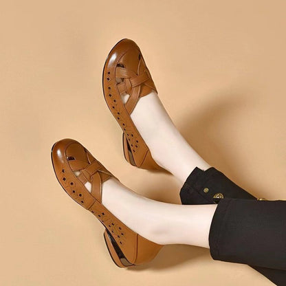Noemi - Cutout Comfort Flats