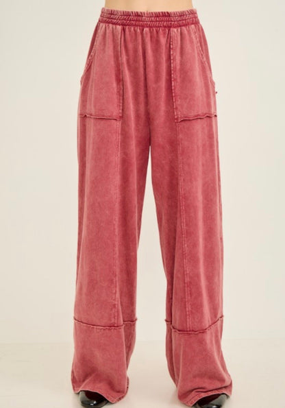 Mineral Washed Everyday Pant Dark Red