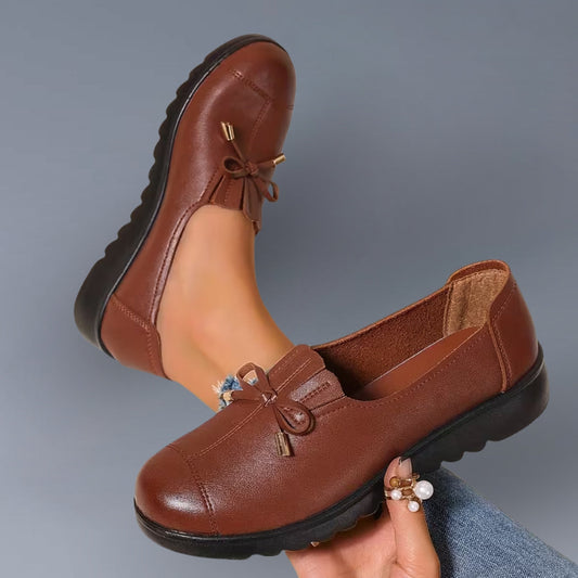Arvaya - Cushioned Walking Shoes