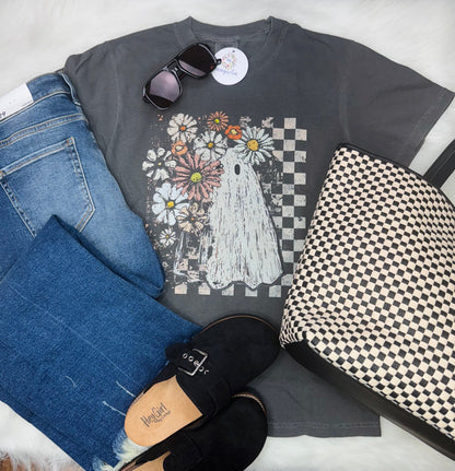 Comfort Colors Daisy Checker Ghost Tee