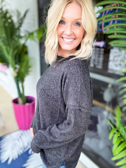 Ribbed Pocket Sweater Black