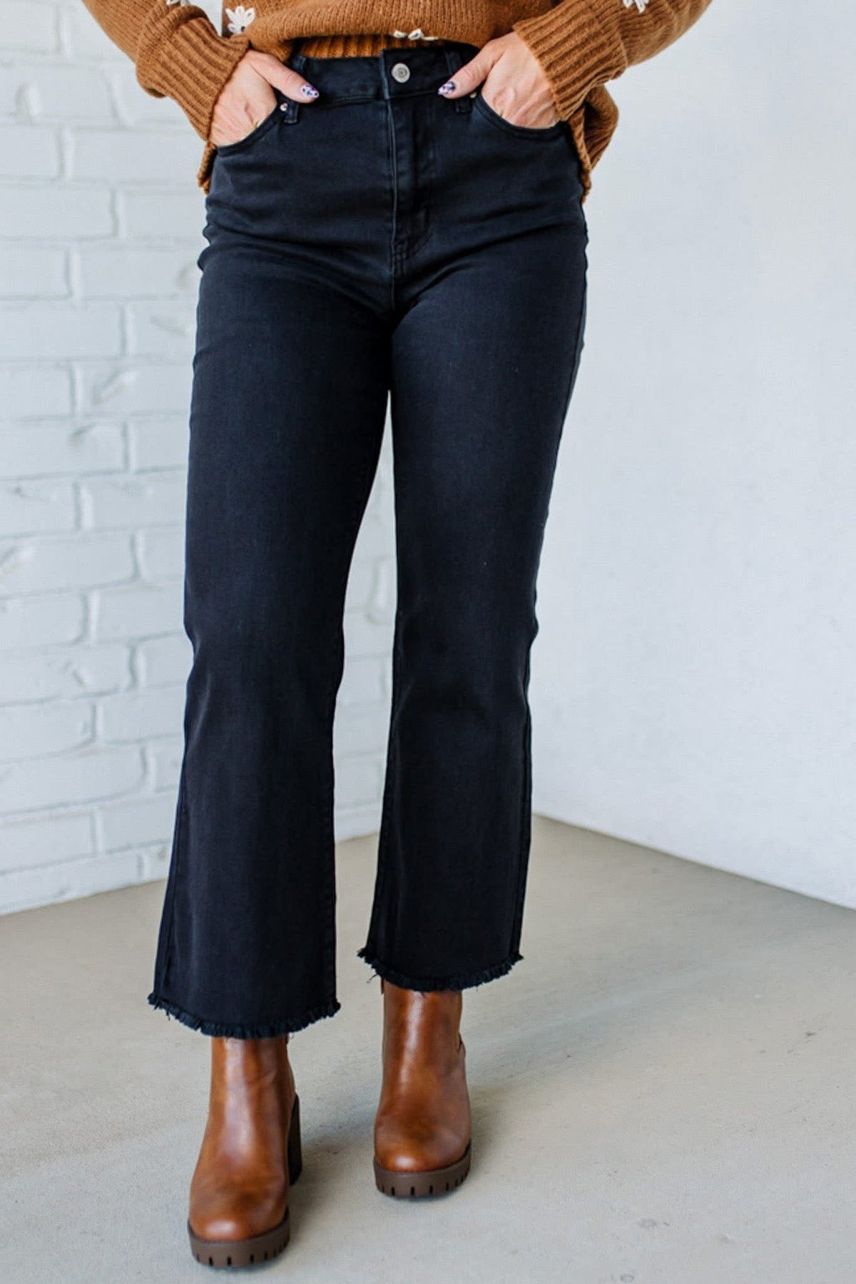 Wide Leg Crop Jean Black