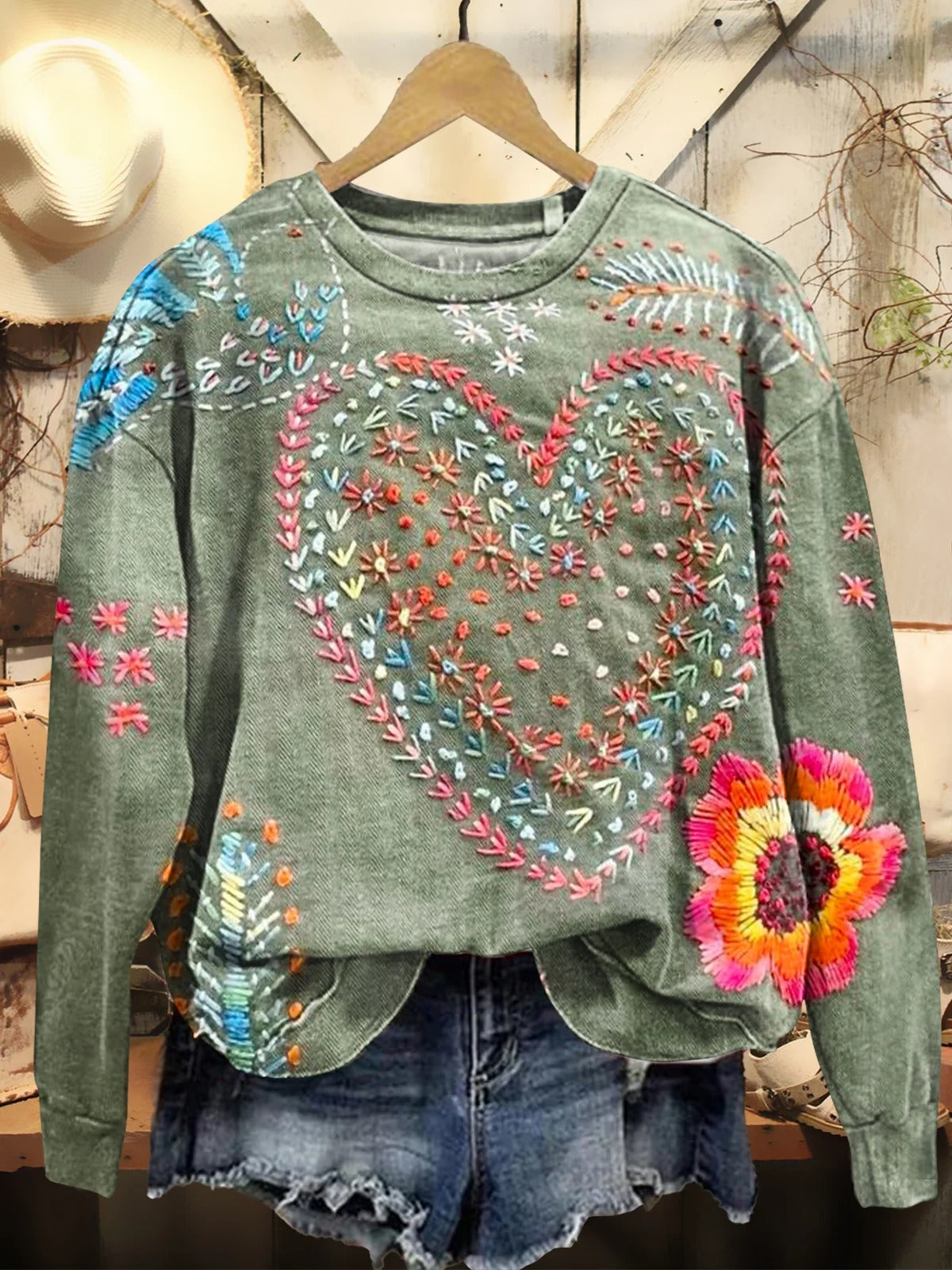 Women's Vintage Bohemian Floral Love Art Print V-neck Casual T-Shirt