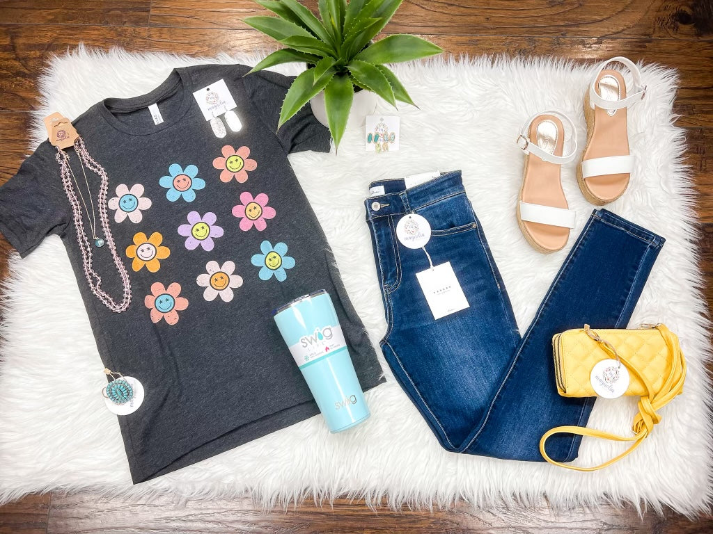Multi Daisy Print Smiley Tee Heather Black