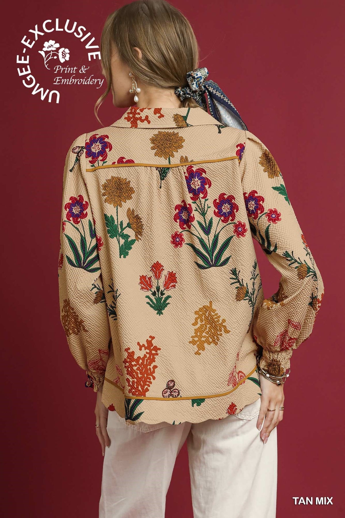UMGEE Bloom Floral Textured Top