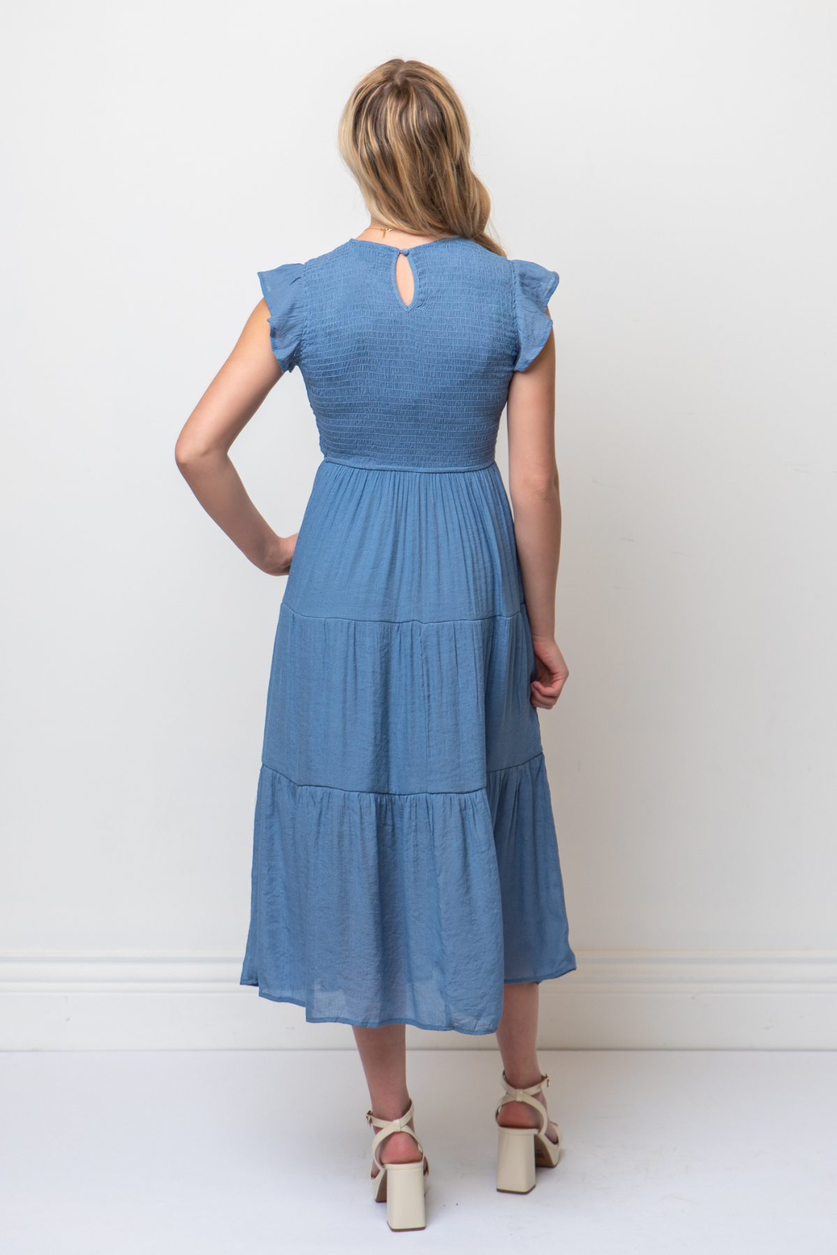 Solid Crew Neck Flutter Sleeve Midi Dress Blue