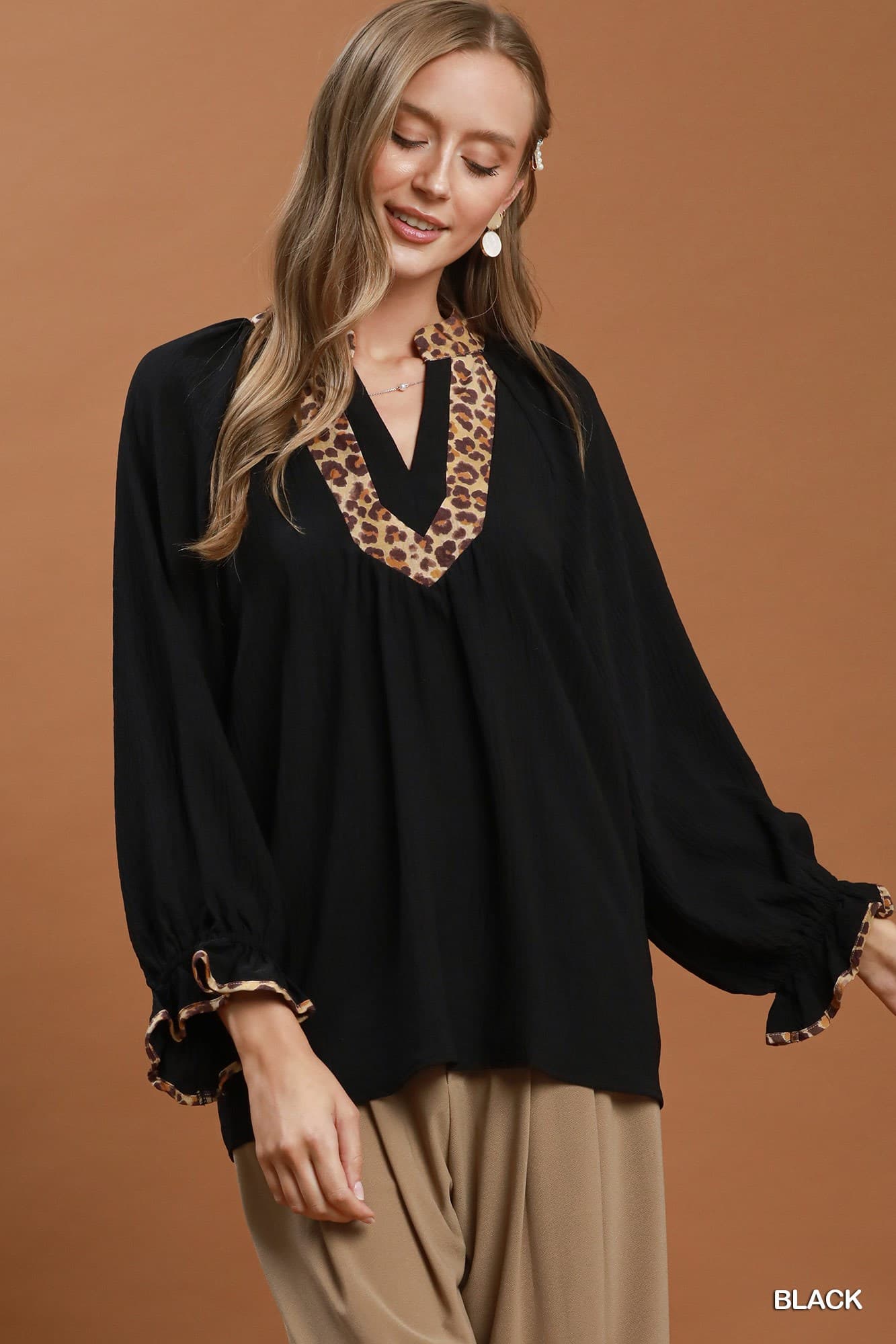 UMGEE Leopard Trim Puff Sleeve Top Black