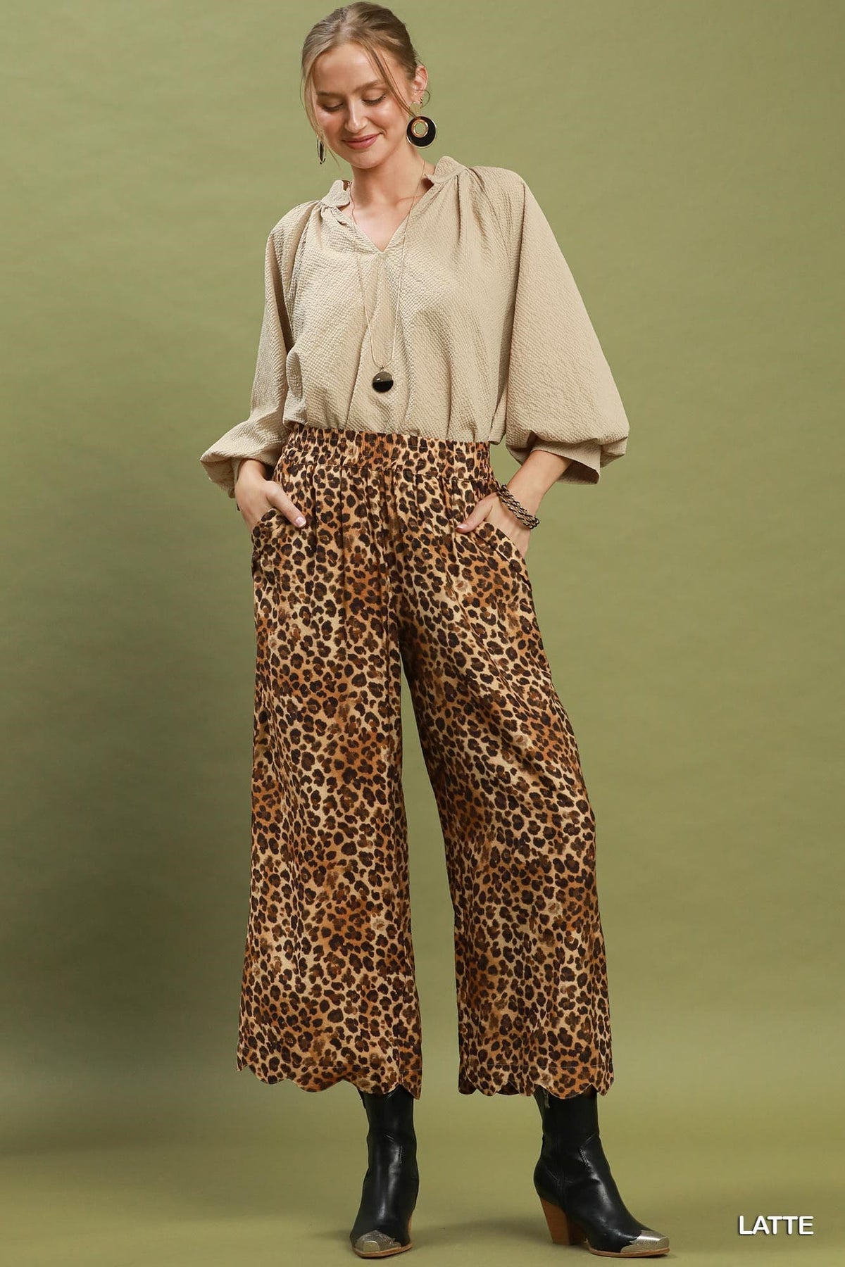 UMGEE Leopard Wide Leg Pant Latte