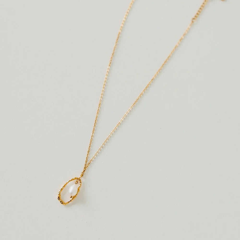 Drop Pearl Open Circle Pendant Necklace