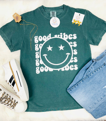 Comfort Colors Good Vibes Star Smiley Spruce Tee