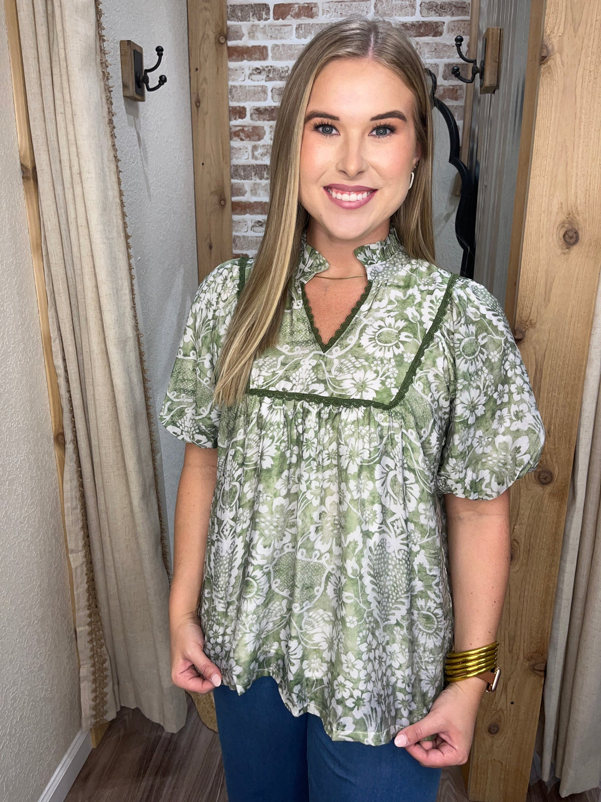 UMGEE Collins Abstract Top Green Mix