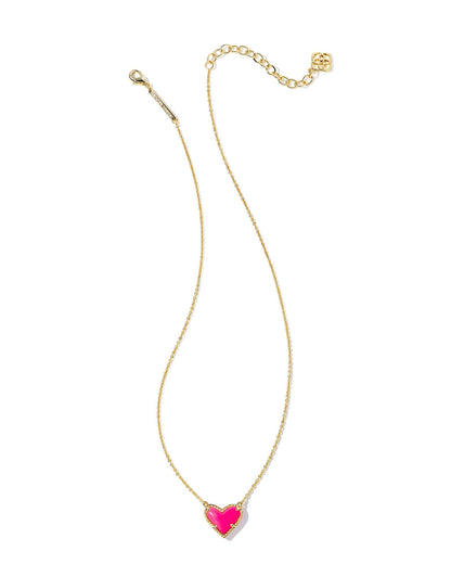 KS ARI HEART SHORT PENDANT NECKLACE GOLD