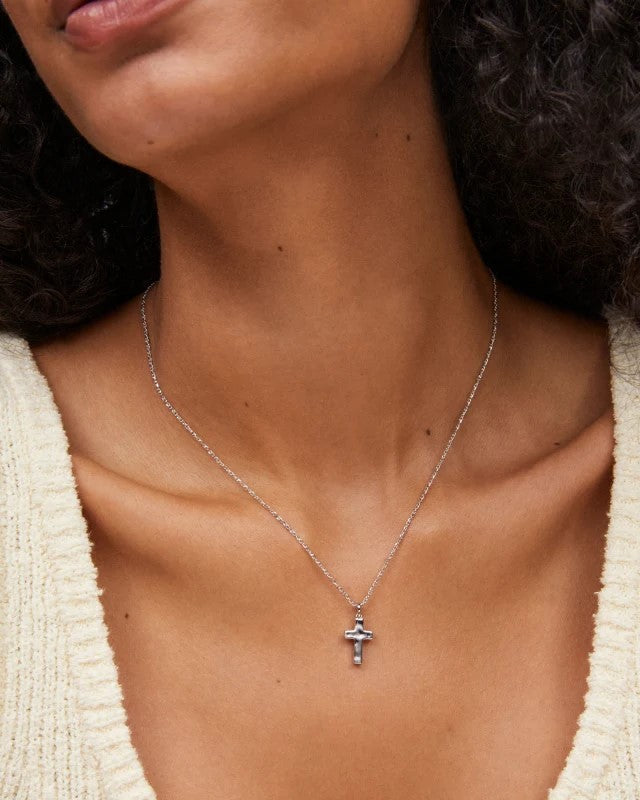 KS CROSS PENDANT NECKLACE SILVER