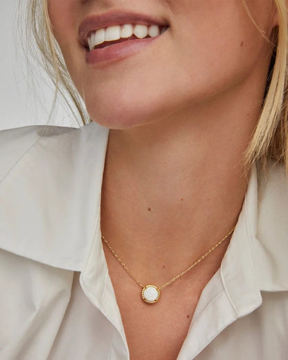 KS VOLLEYBALL SHORT PENDANT NECKLACE GOLD