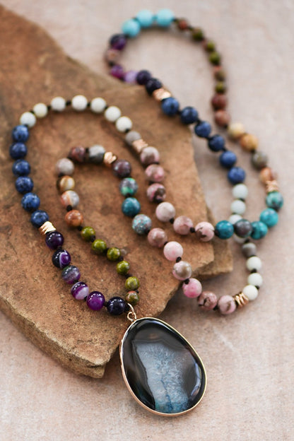 Natural Stone Bright Bead Necklace with Agate Pendant