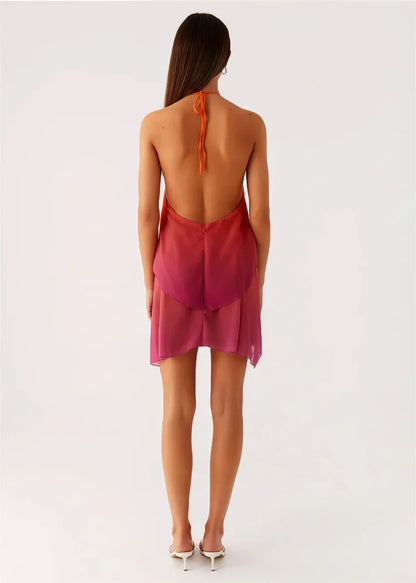 Robe courte chic rose dégradé à volants