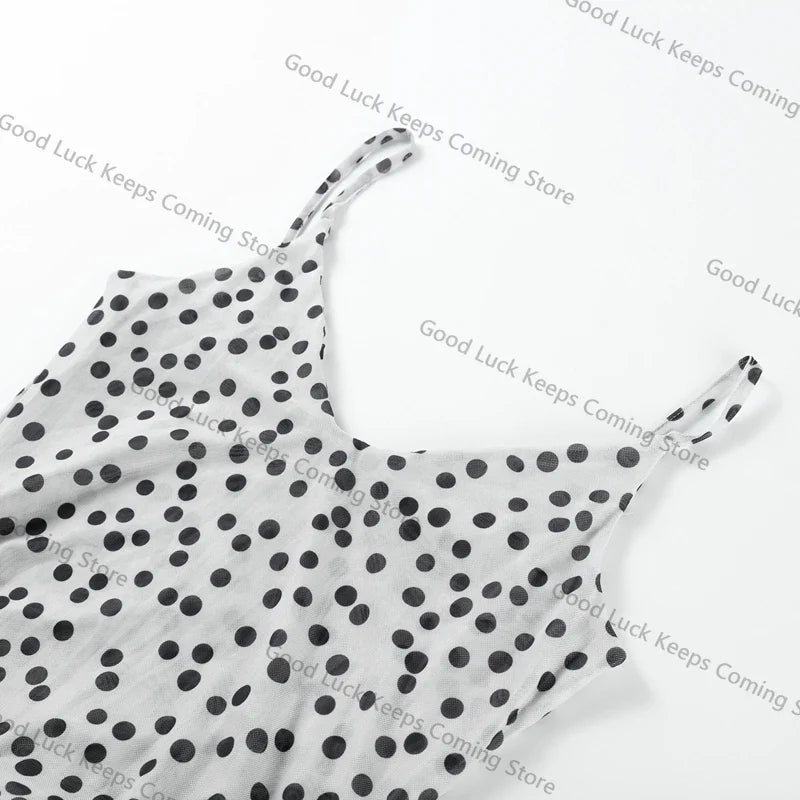 Robe à bretelles à pois chic