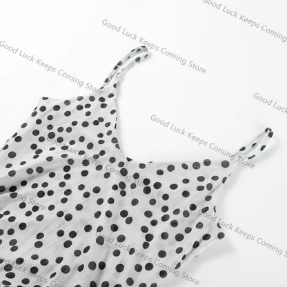 Robe à bretelles à pois chic