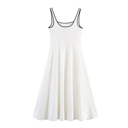 Robes blanches col carré