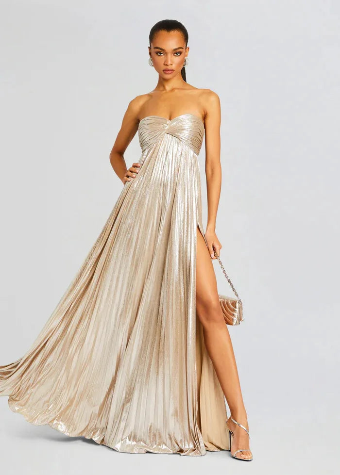 Robe bustier chic blanche brillante pour mariage