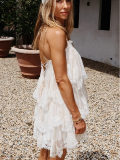 Robe Chic à Volants et Dentelle