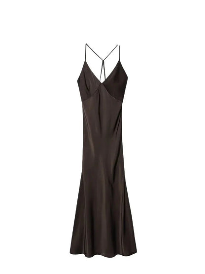 Robe longue marron satin pour femme au dos nu
