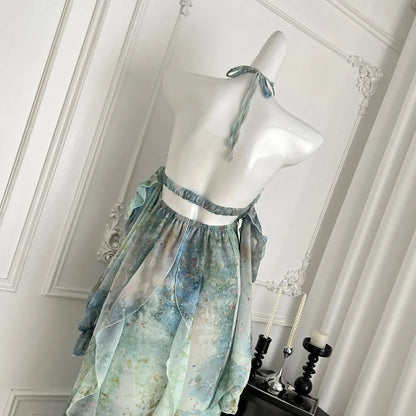 Robe longue chic une invitée de mariage élégante en été
