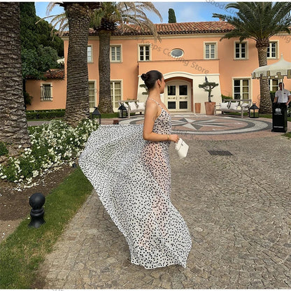 Robe à bretelles à pois chic