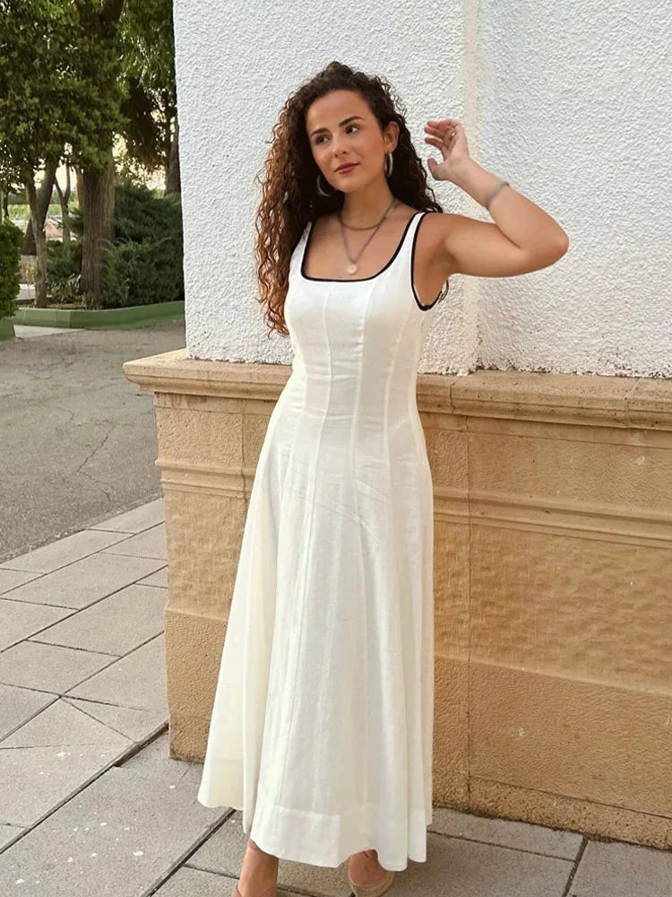 Robes blanches col carré