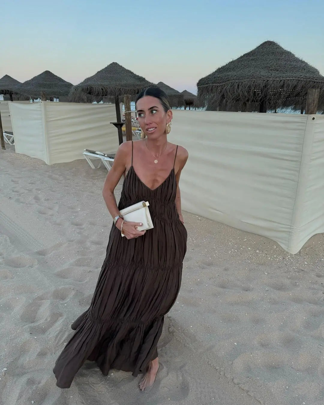 Robe longue marron chic a bretelles