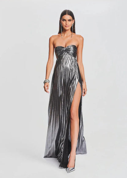 Robe bustier chic blanche brillante pour mariage