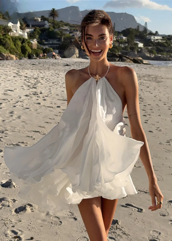 Robe courte blanche pour femme col cou et dos nu