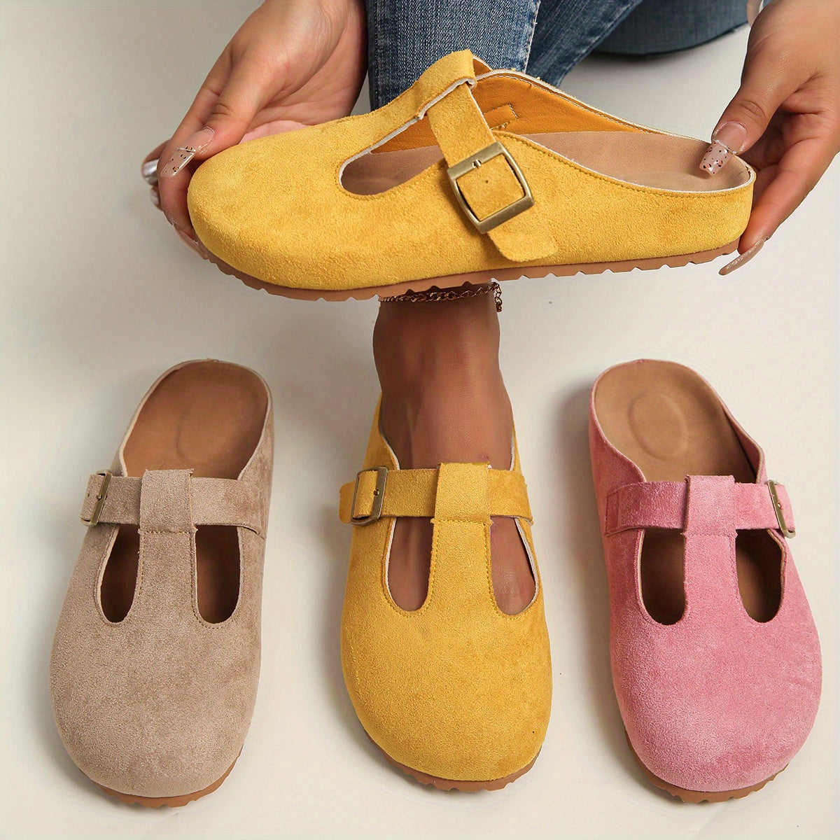 Korae - Buckle T-Strap Clogs