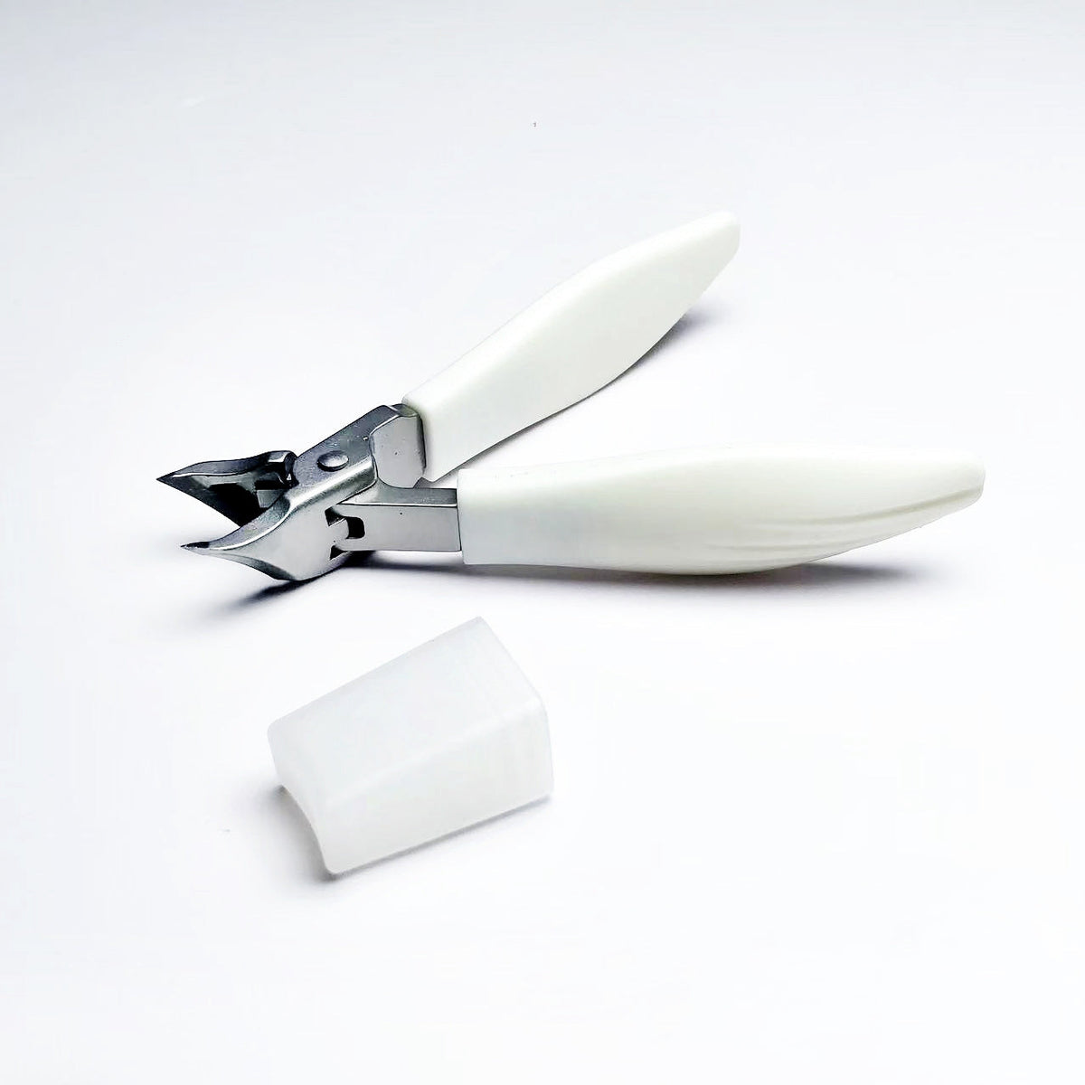🔥50% OFF Today! Eagle Beak Nail Clippers ✨ Precision Angled Blade for Thick & Ingrown Nails