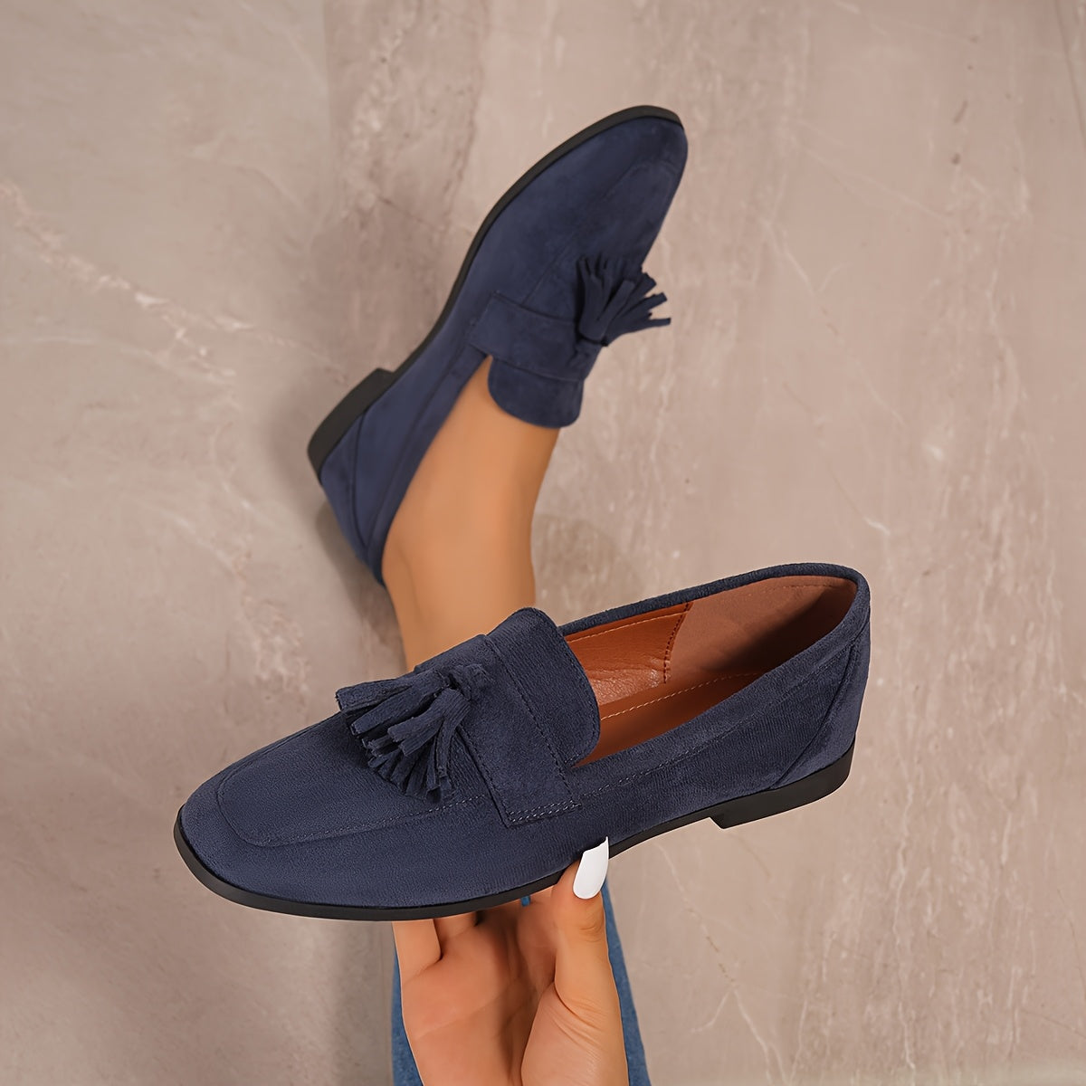 Lorae - Supportive Women's Walking Shoes